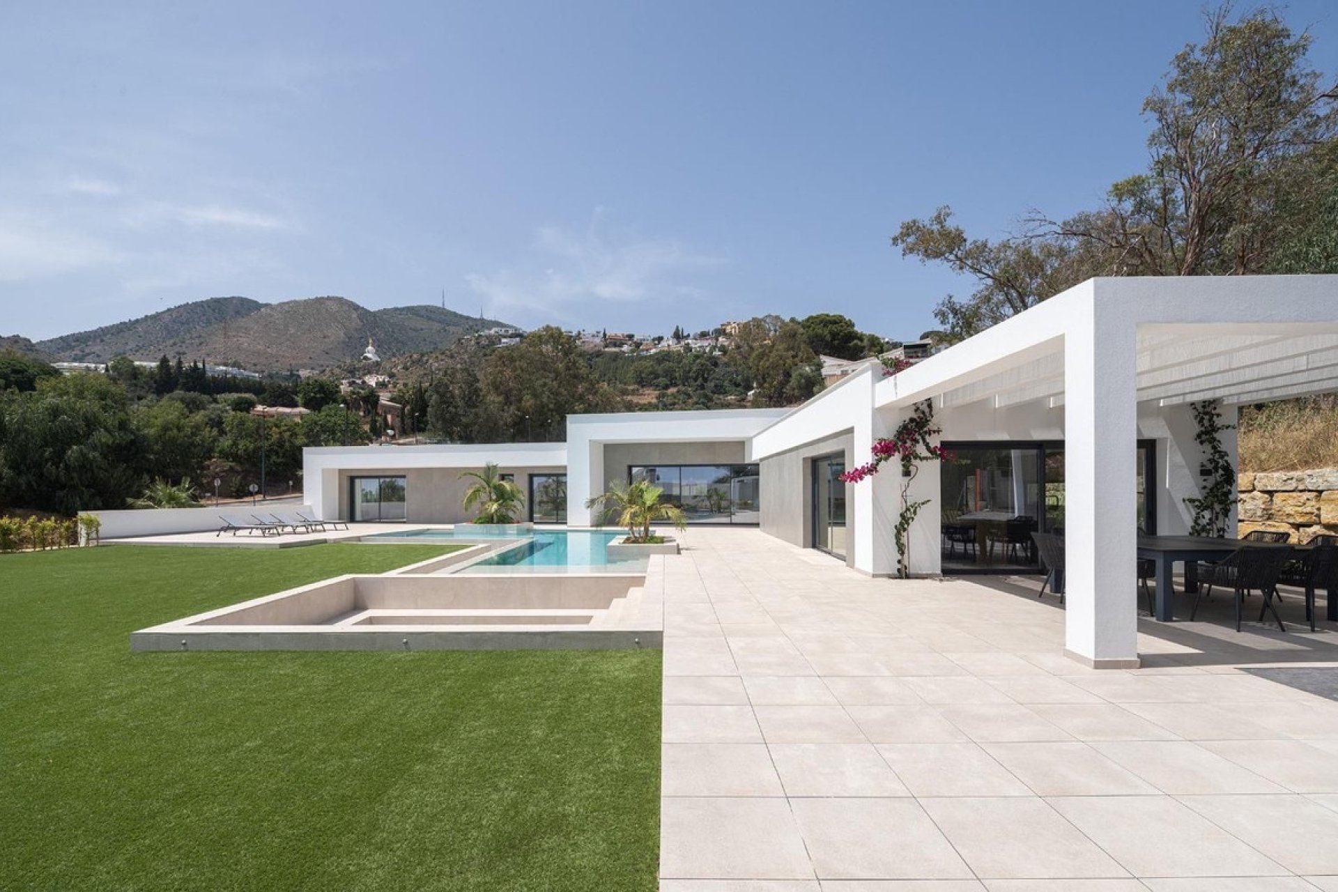 Resale - Villa - Benalmadena - Benalmadena Costa
