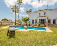 Resale - Villa - Benalmadena - Benalmadena Costa