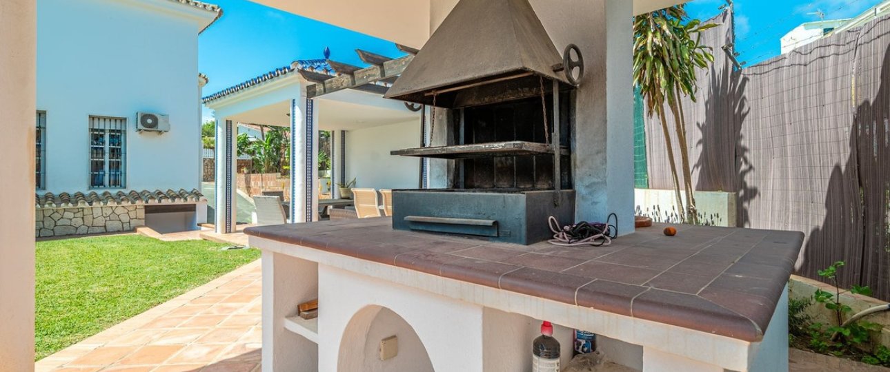 Resale - Villa - Benalmadena - Benalmadena Costa