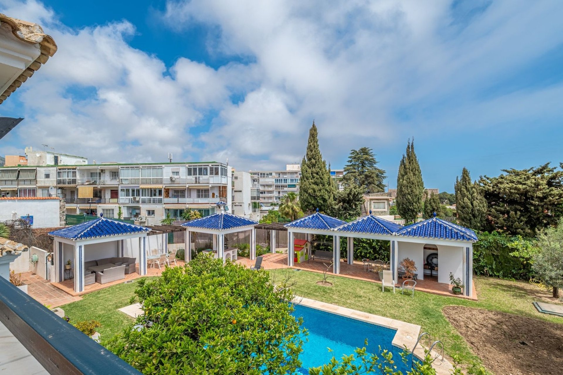 Resale - Villa - Benalmadena - Benalmadena Costa