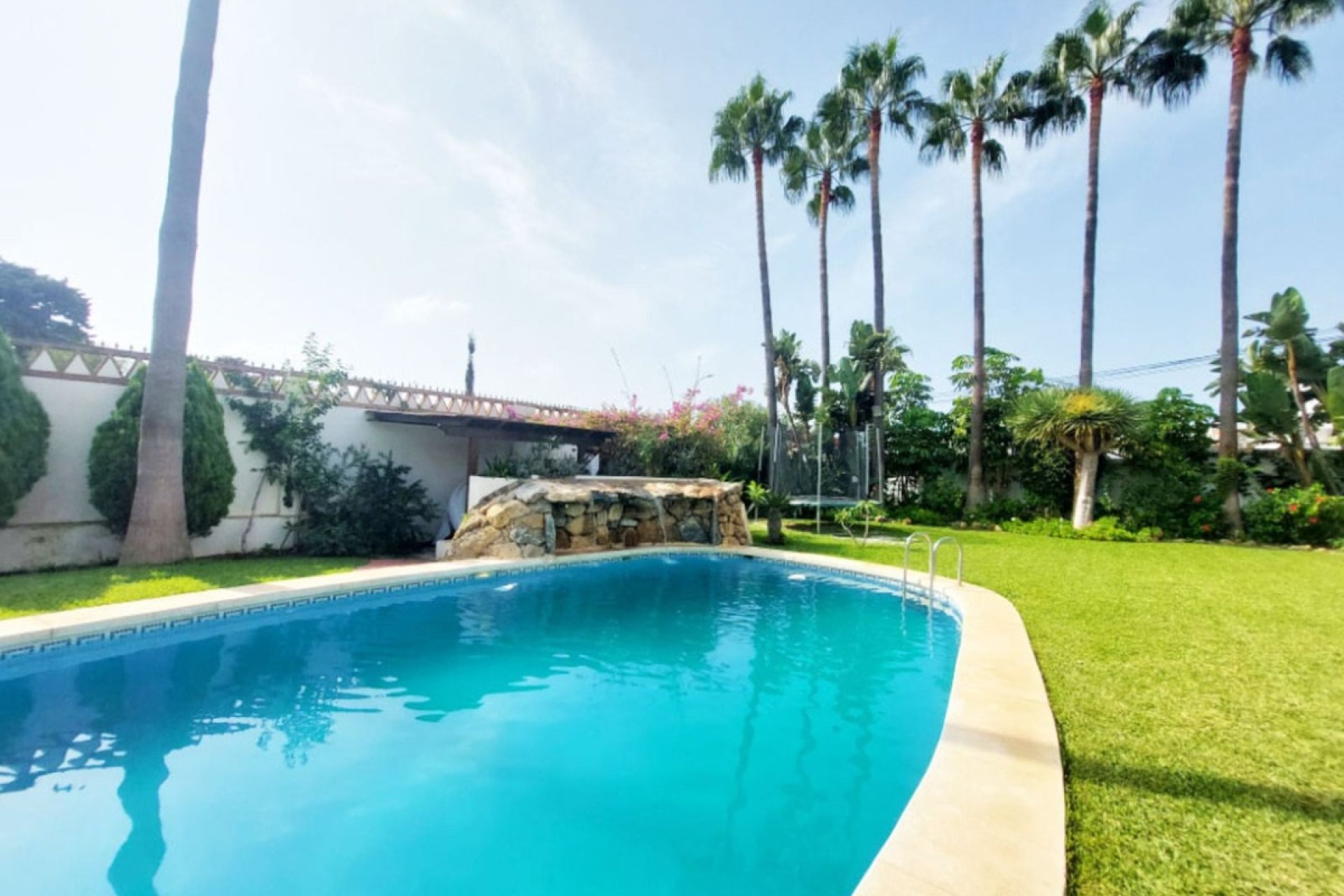 Resale - Villa - Benalmadena - Benalmadena Costa