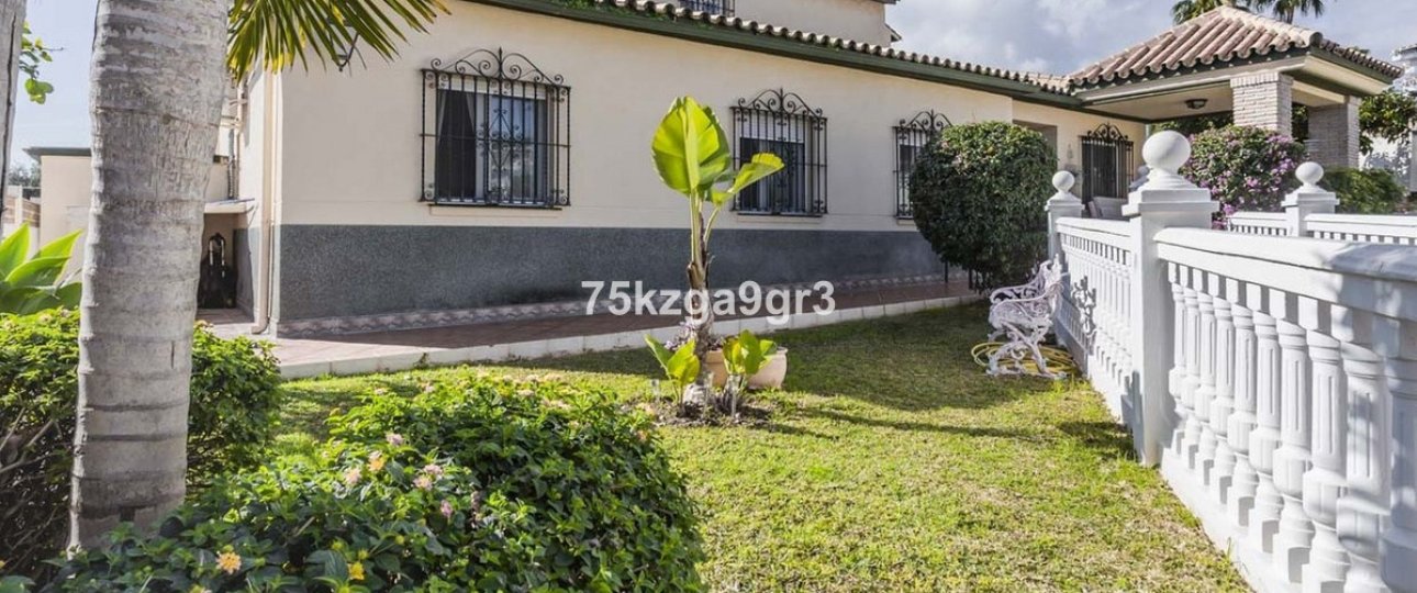 Resale - Villa - Benalmadena - Benalmadena Costa