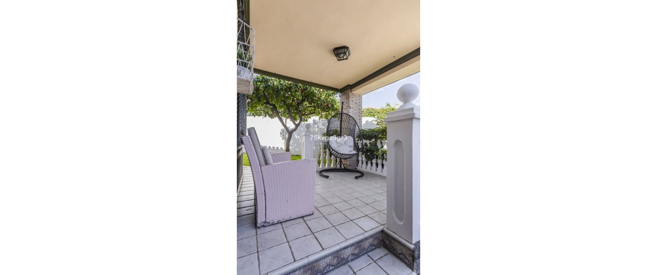 Resale - Villa - Benalmadena - Benalmadena Costa