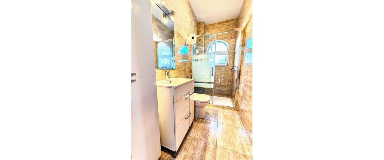 Resale - Villa - Benalmadena - Benalmadena Costa