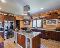 Resale - Villa - Benalmadena - Benalmadena Pueblo