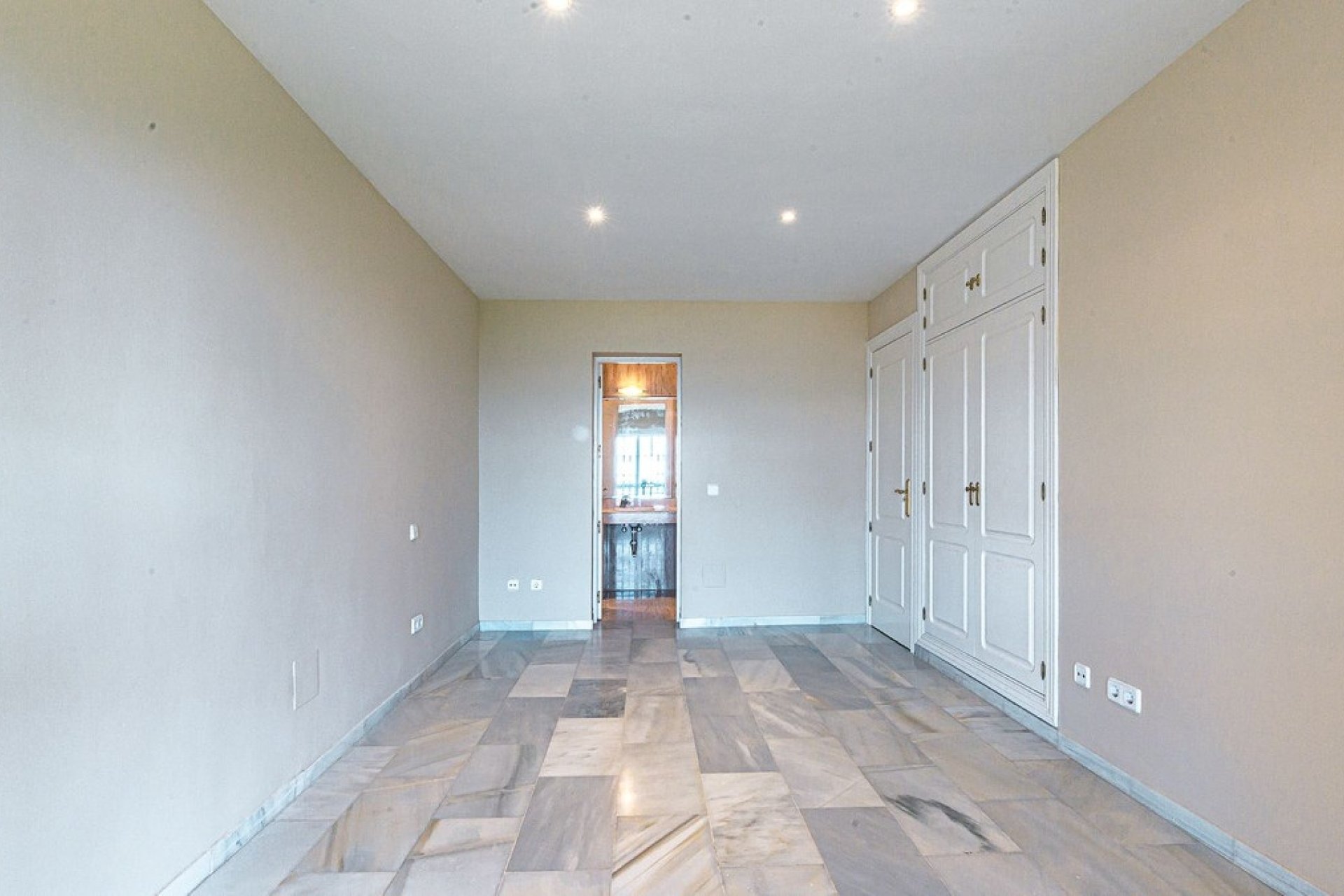 Resale - Villa - Benalmadena - La Capellania