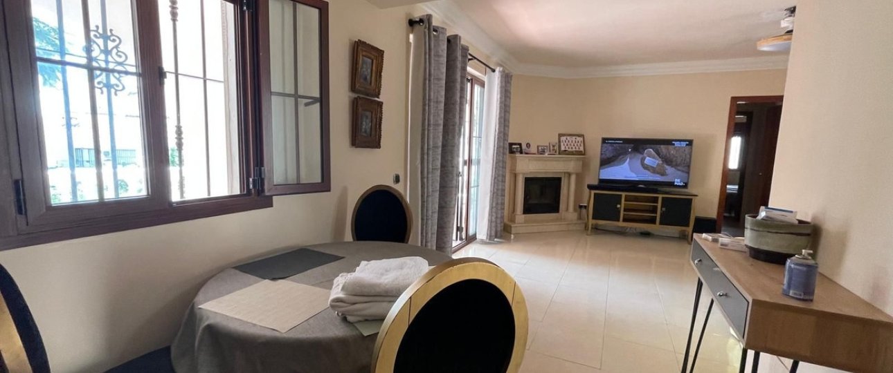 Resale - Villa - Benalmadena - Torremuelle
