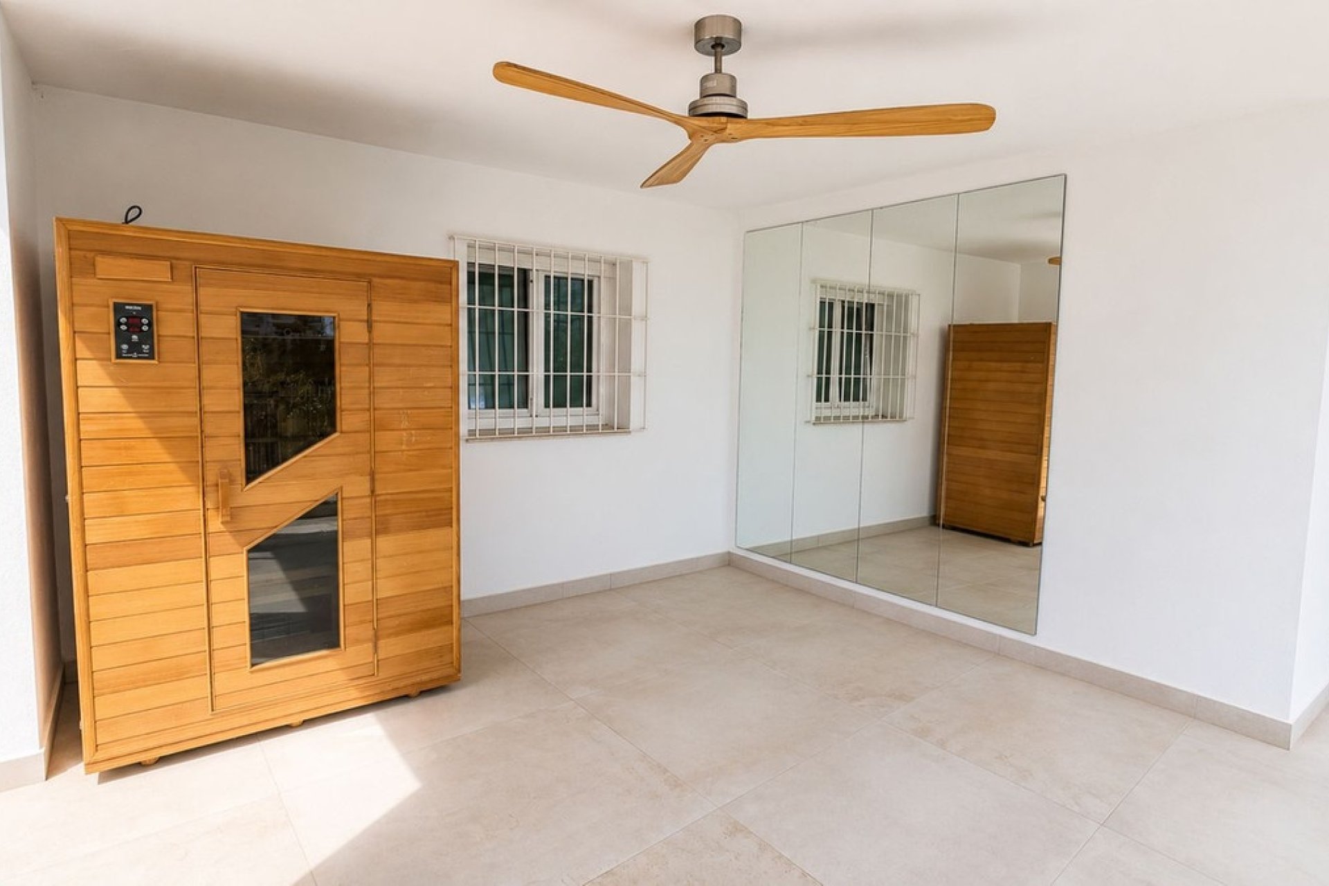 Resale - Villa - Benalmadena - Torrequebrada
