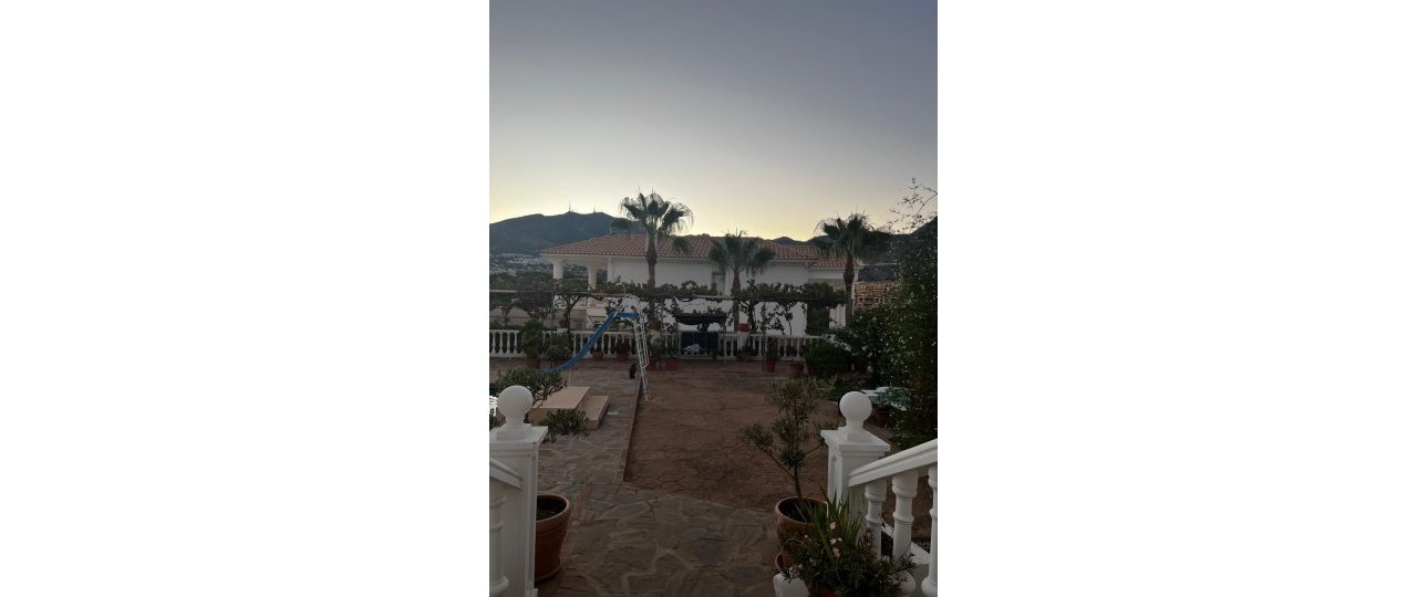 Resale - Villa - Benalmadena - Torrequebrada