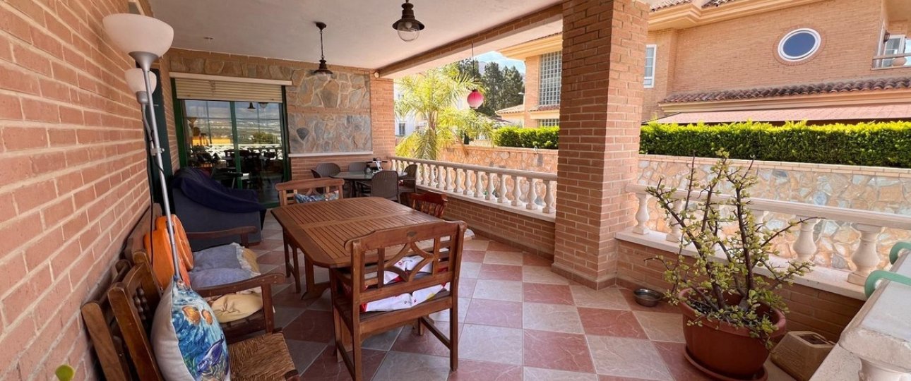 Resale - Villa - Benidorm - Benidorm Centro