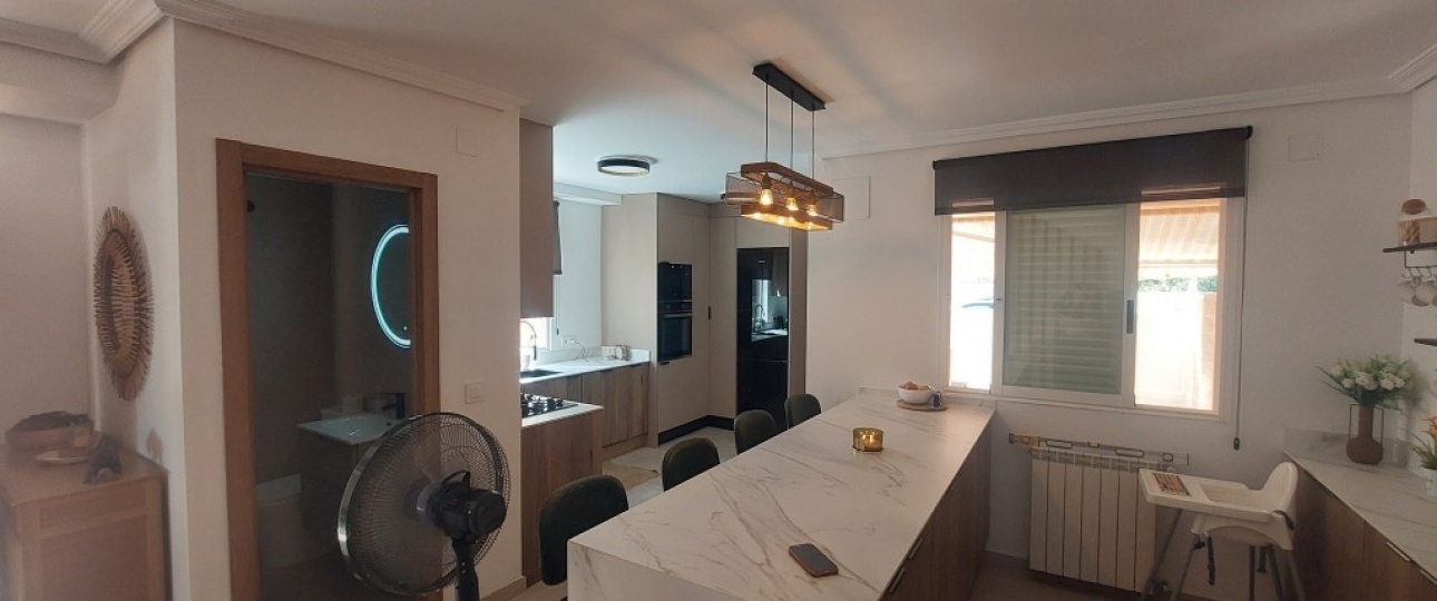 Resale - Villa - Benidorm - Benidorm Centro