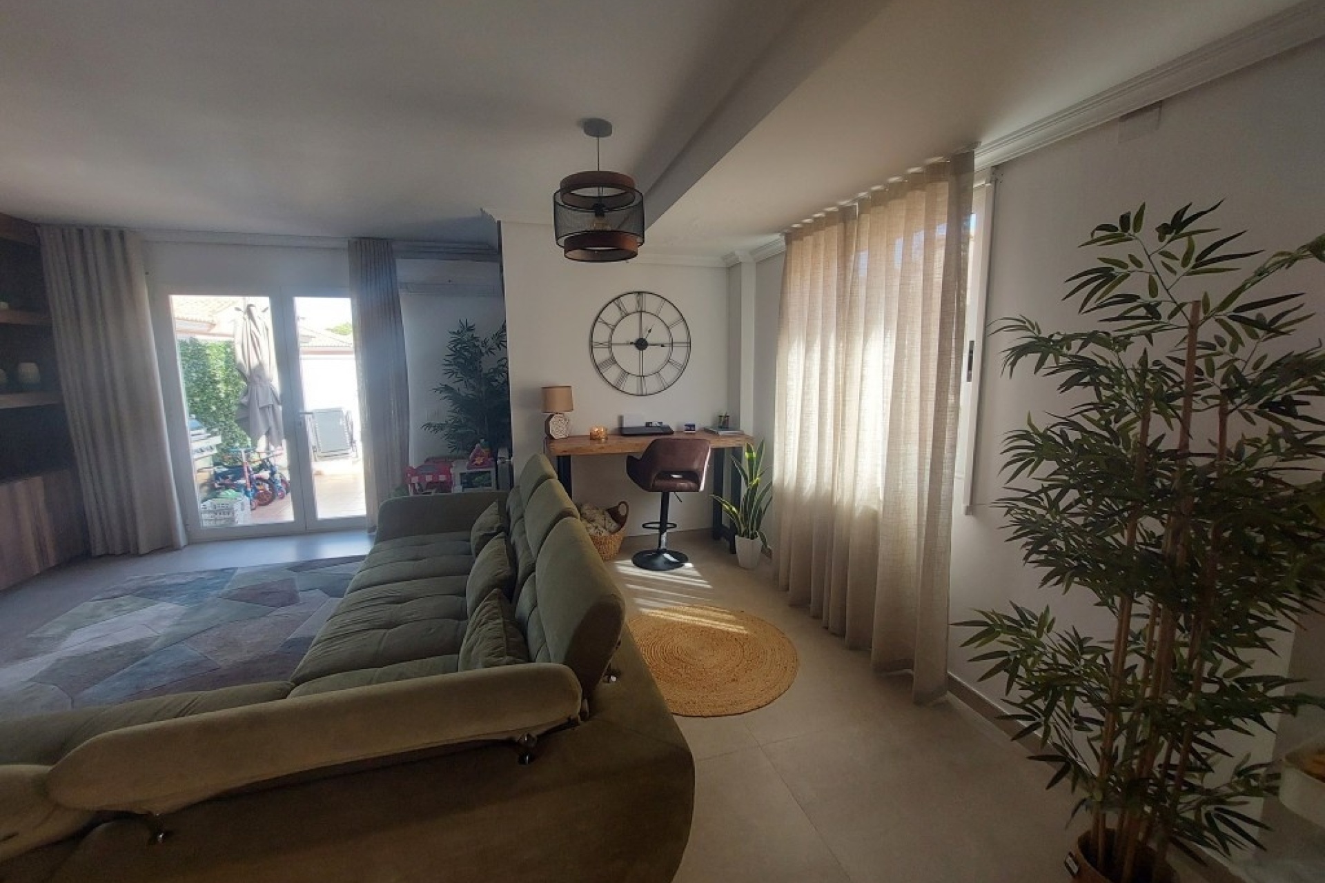 Resale - Villa - Benidorm - Benidorm Centro