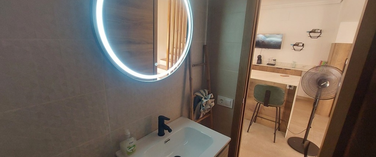 Resale - Villa - Benidorm - Benidorm Centro