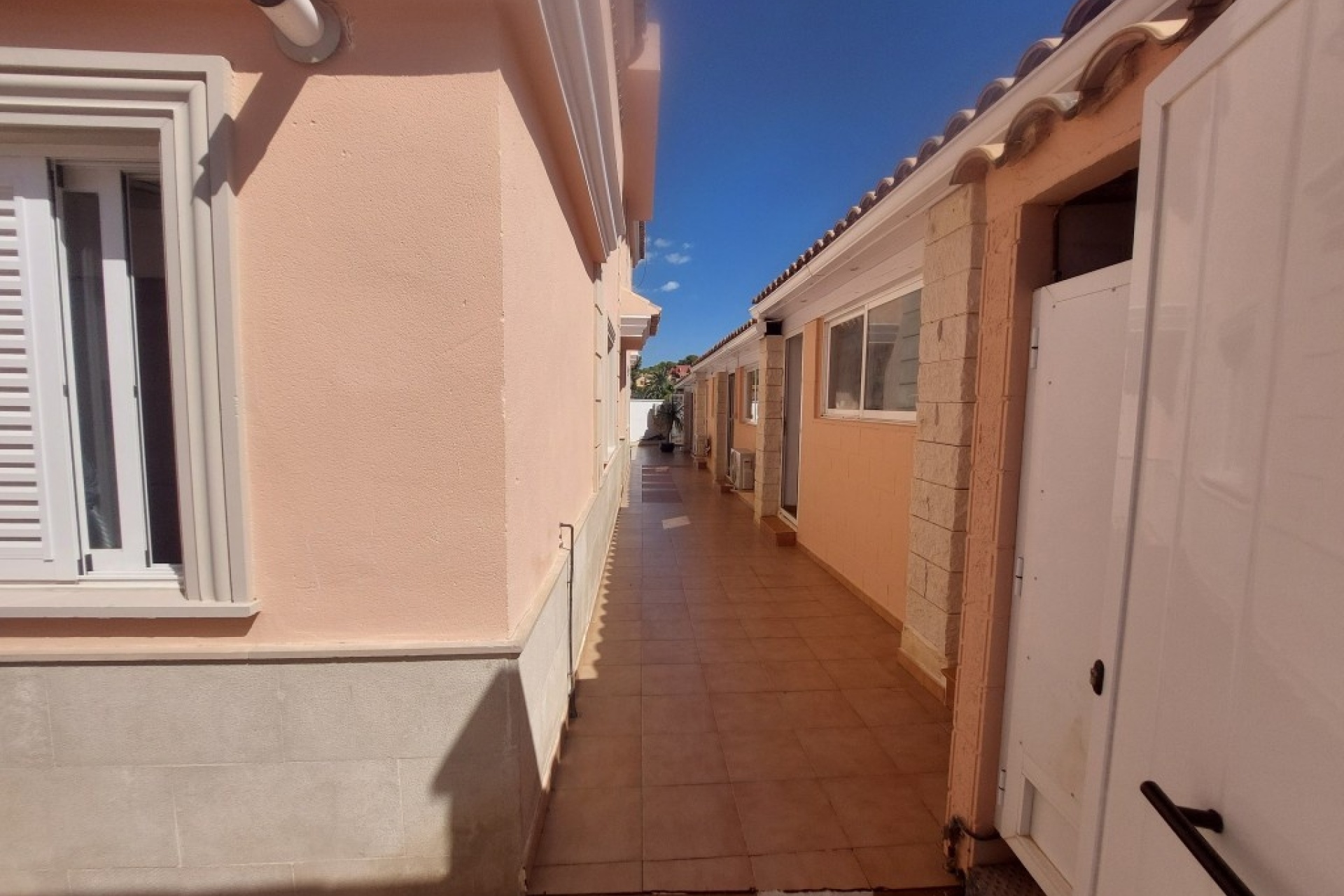 Resale - Villa - Benidorm - Benidorm Centro