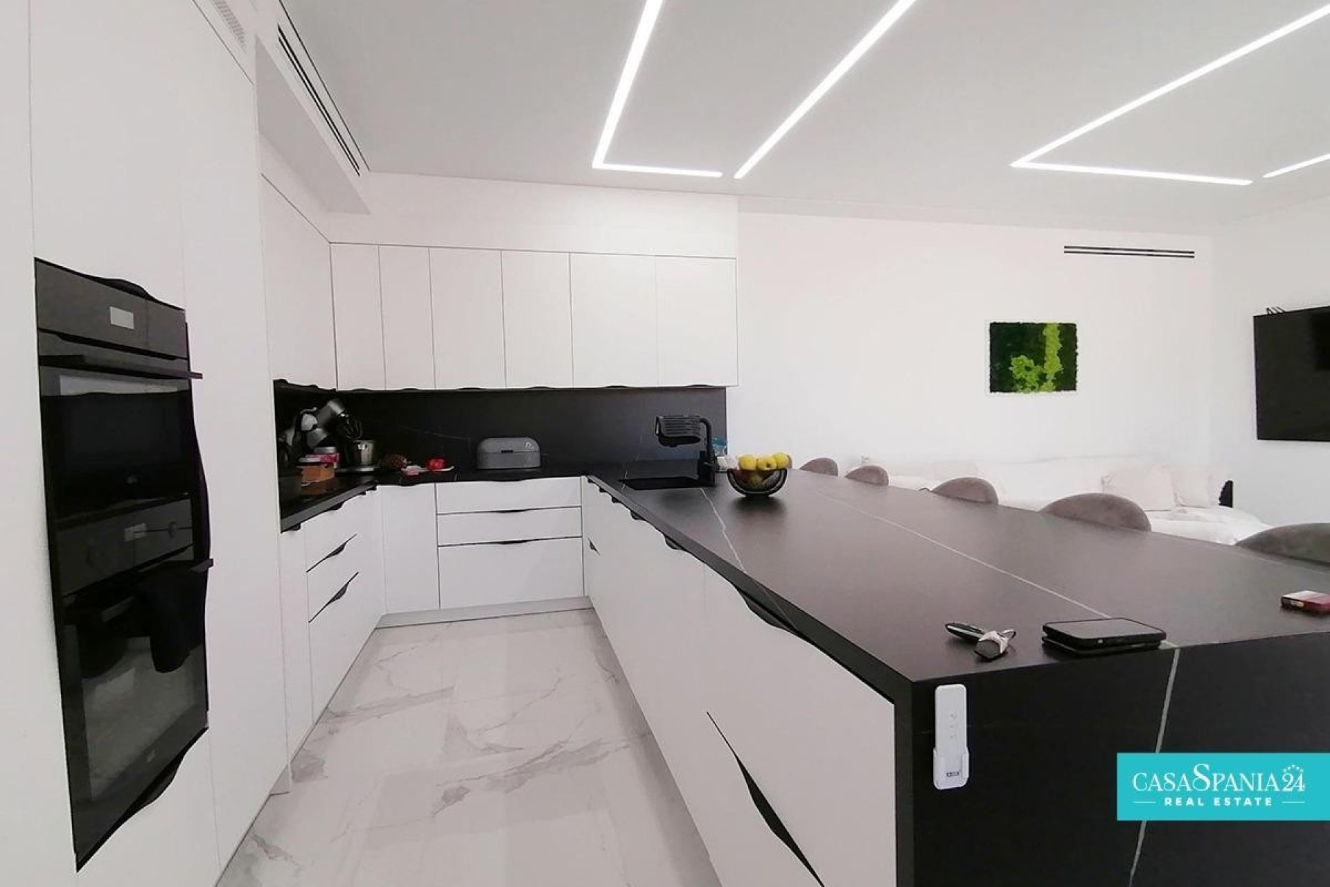 Resale - Villa - Benidorm - Benidorm Centro