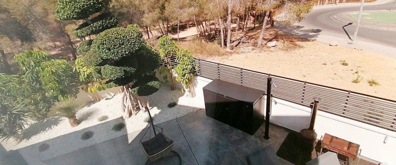 Resale - Villa - Benidorm - Benidorm Centro