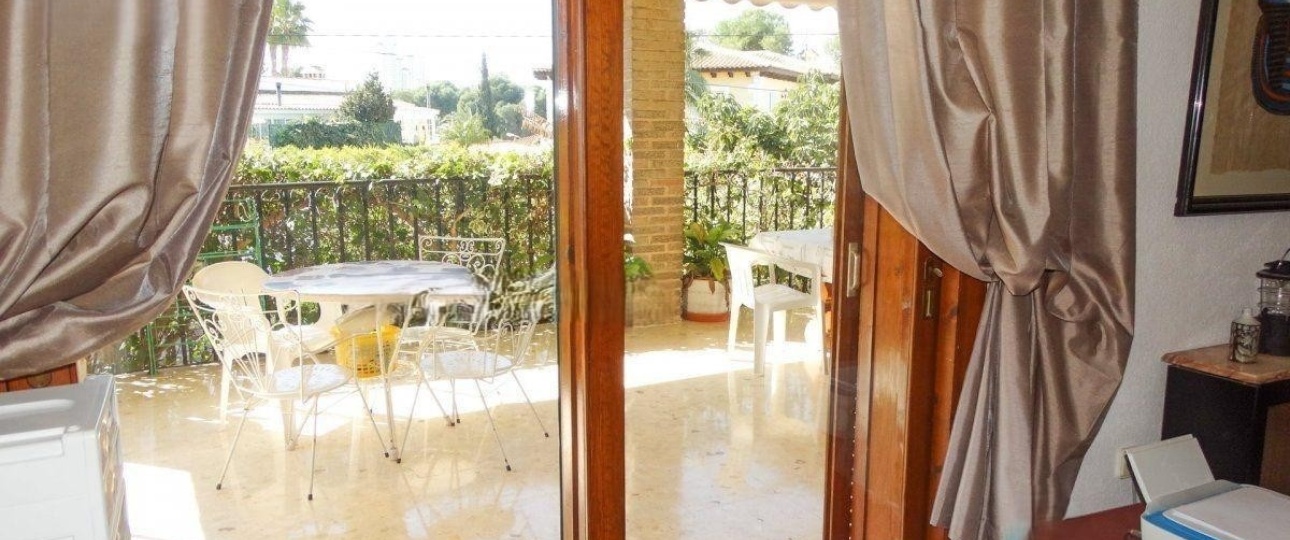 Resale - Villa - Benidorm - Benidorm Centro