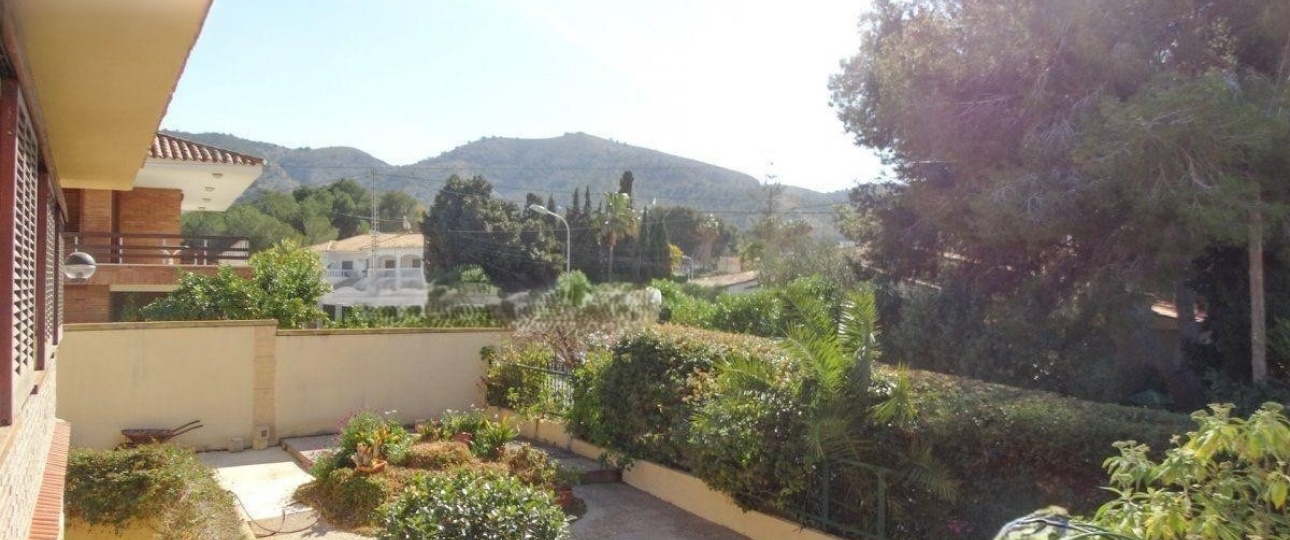 Resale - Villa - Benidorm - Benidorm Centro