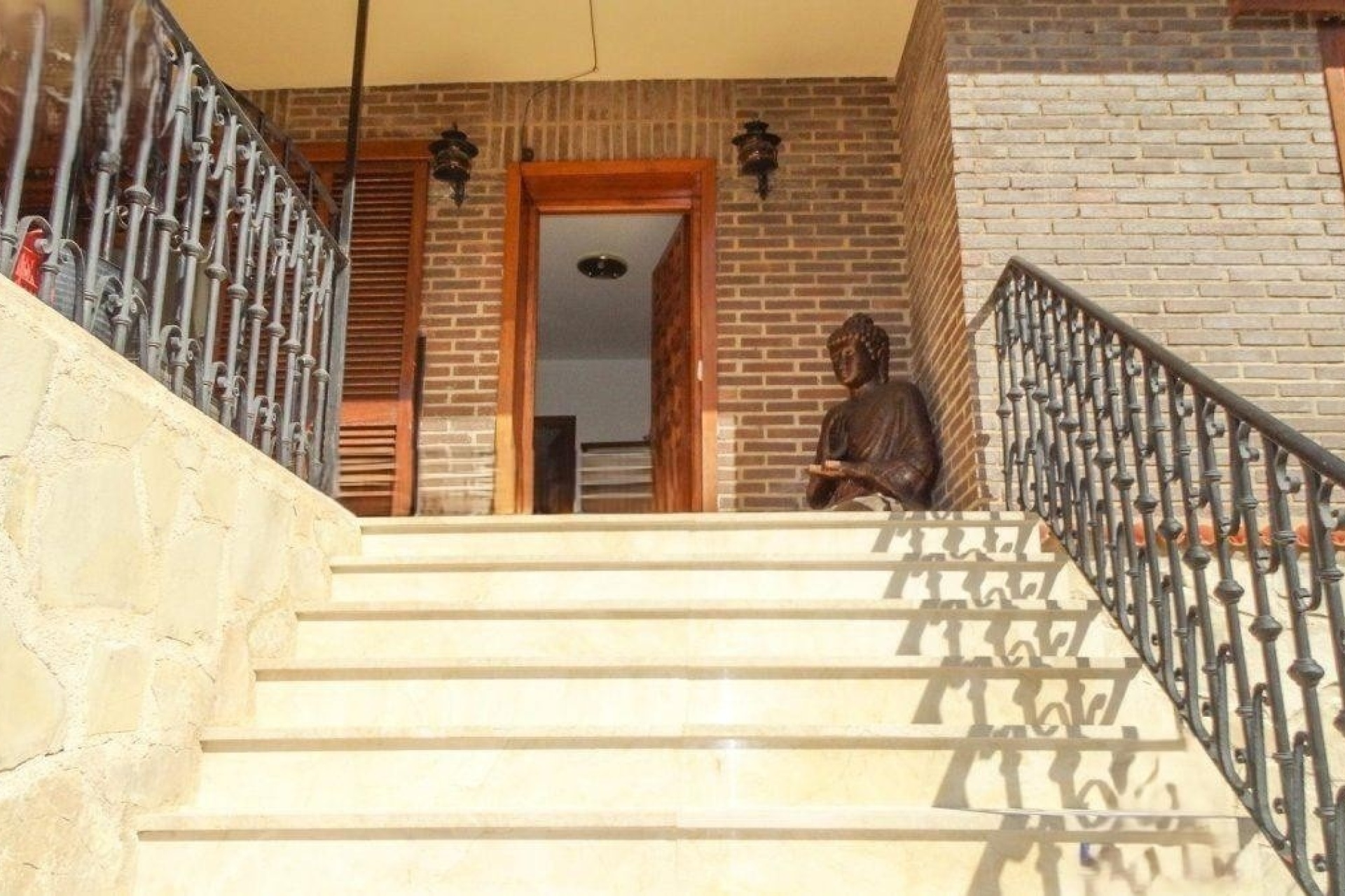 Resale - Villa - Benidorm - Benidorm Centro