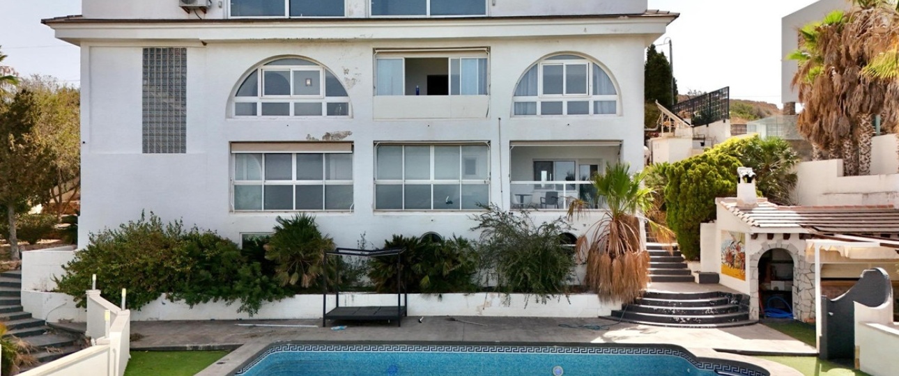 Resale - Villa - Benidorm - Benidorm Centro