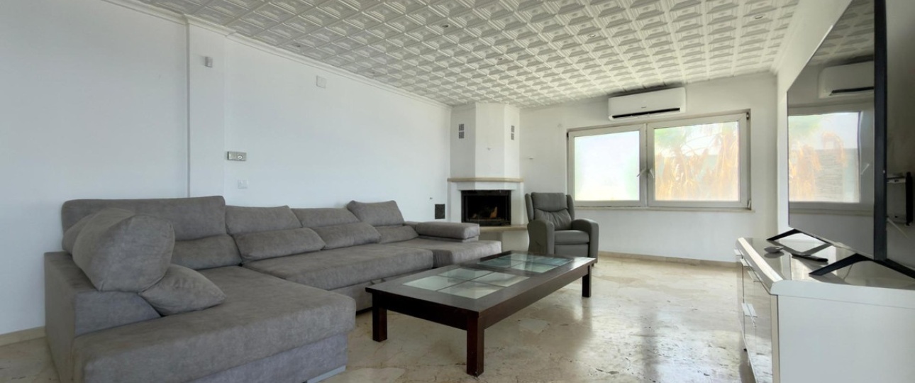 Resale - Villa - Benidorm - Benidorm Centro