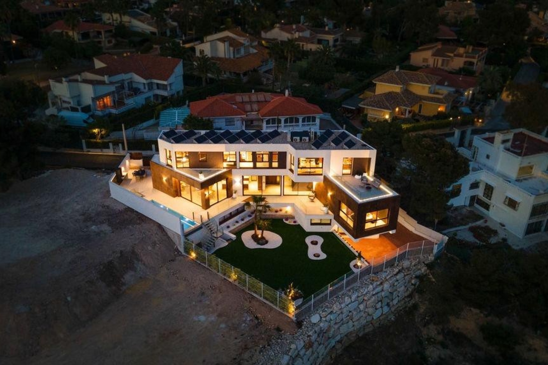 Resale - Villa - Benidorm - Benidorm Centro