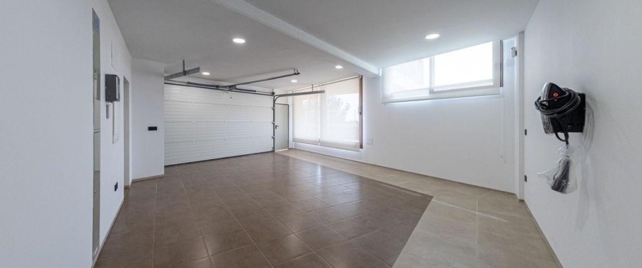 Resale - Villa - Benidorm - Benidorm Centro