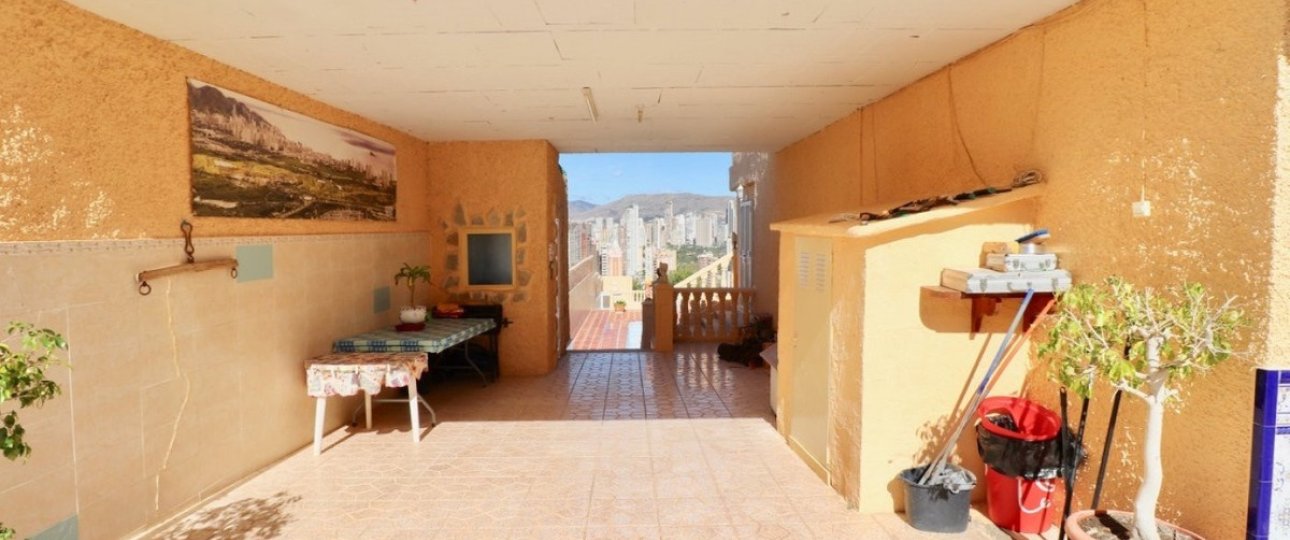 Resale - Villa - Benidorm - Benidorm Centro
