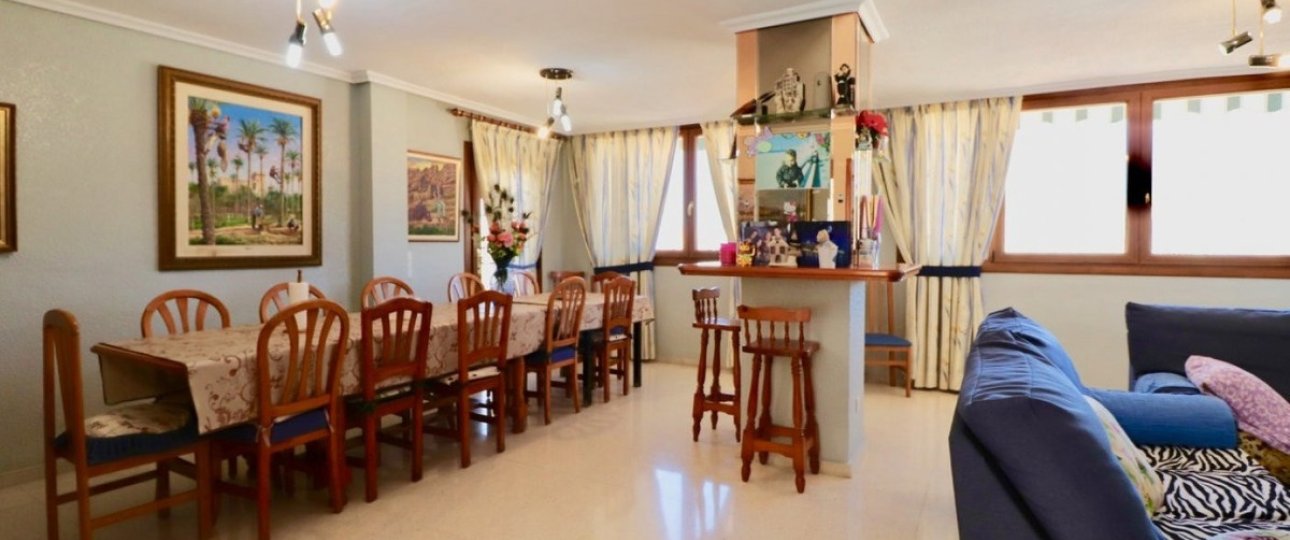 Resale - Villa - Benidorm - Benidorm Centro