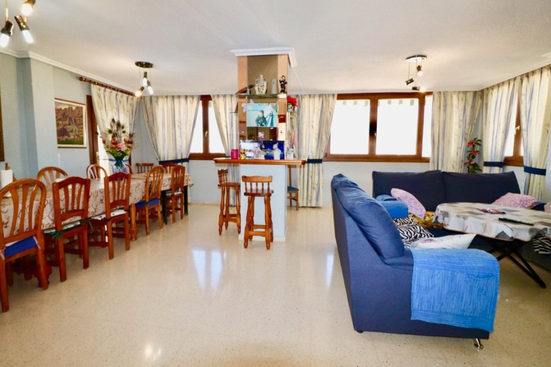 Resale - Villa - Benidorm - Benidorm Centro