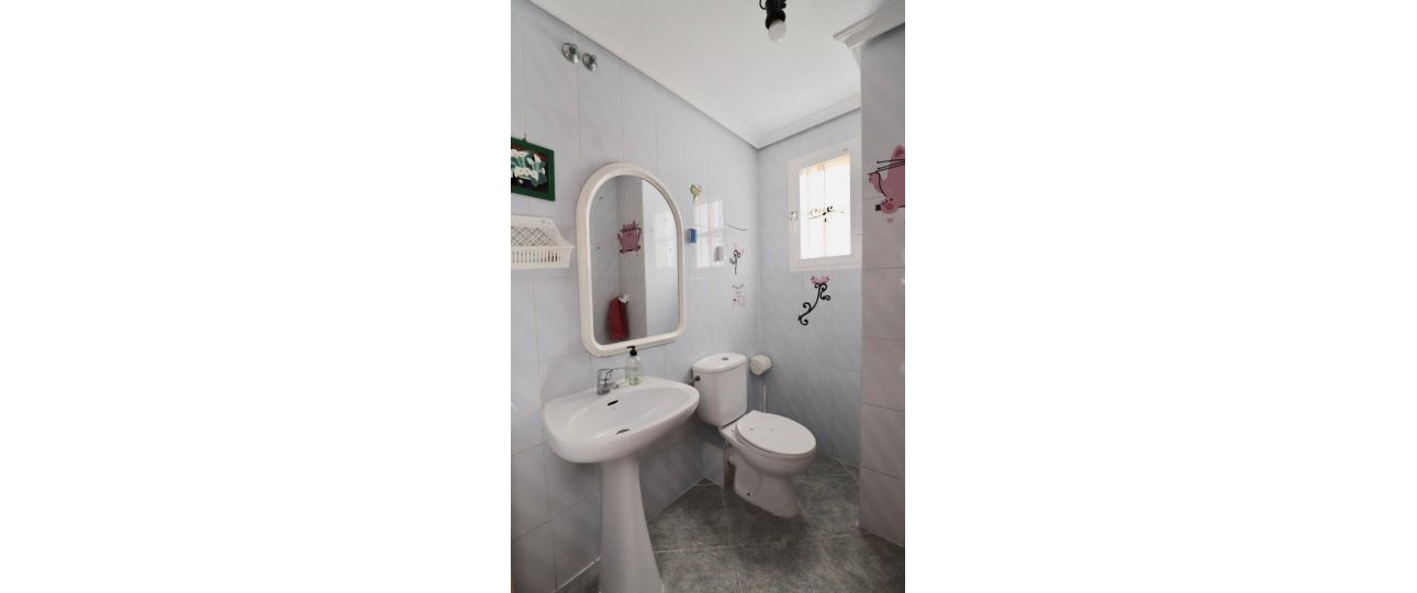Resale - Villa - Benidorm - Benidorm Centro