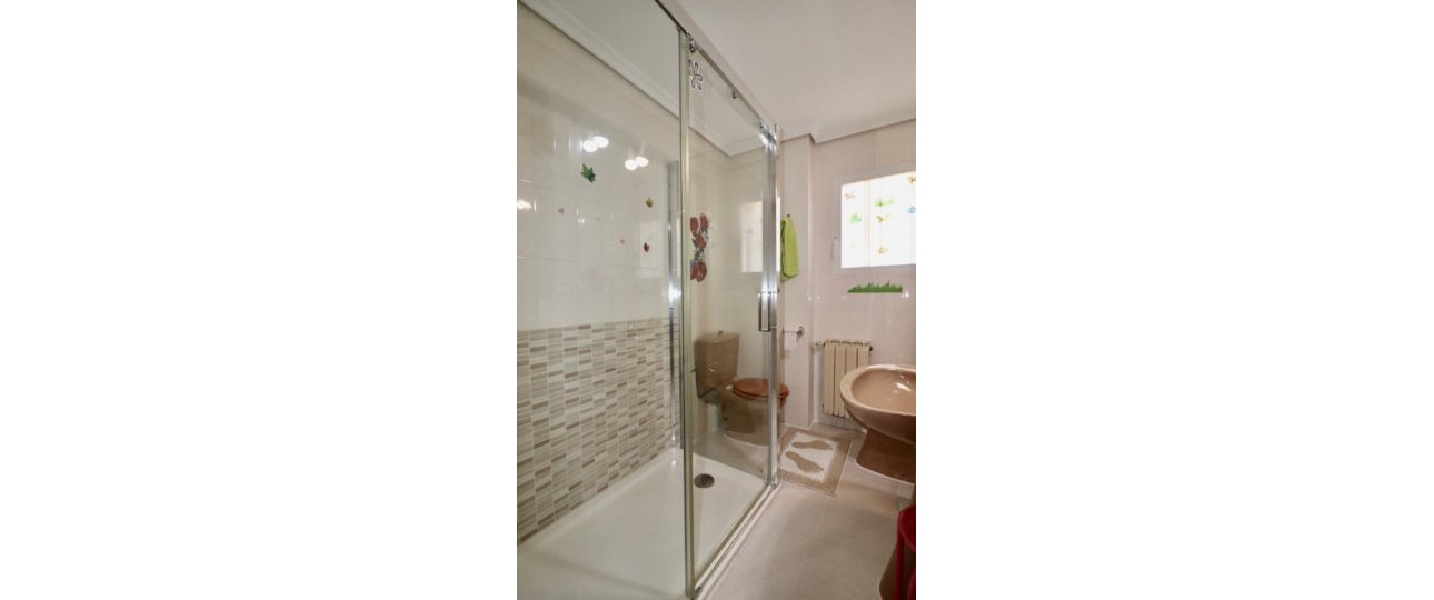 Resale - Villa - Benidorm - Benidorm Centro