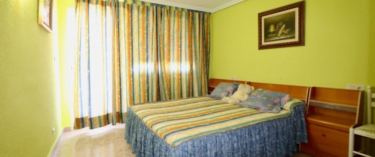 Resale - Villa - Benidorm - Benidorm Centro