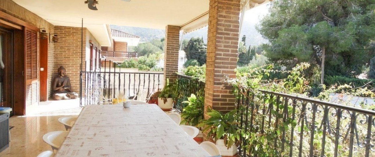Resale - Villa - Benidorm - Benidorm Centro