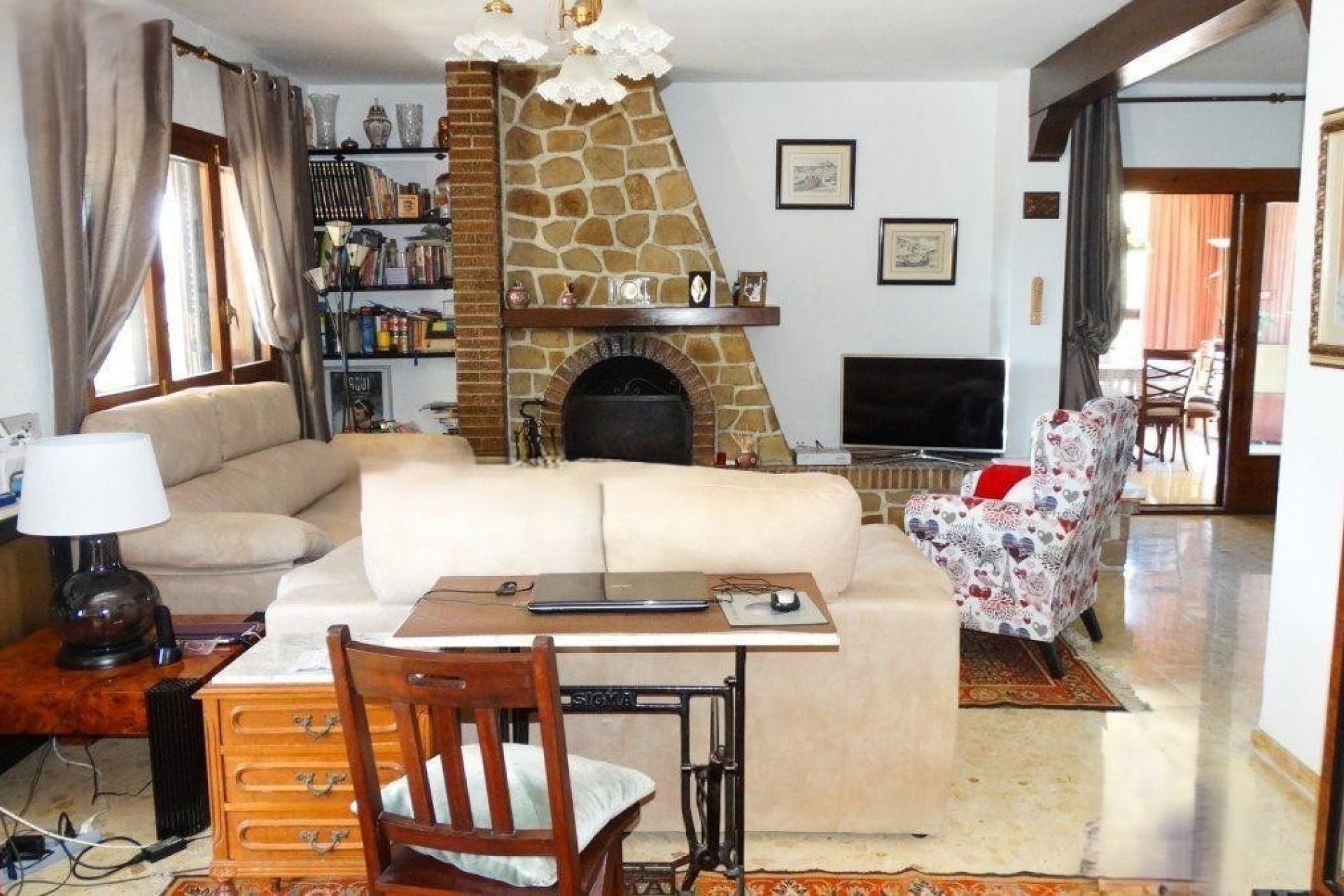 Resale - Villa - Benidorm - Benidorm Centro