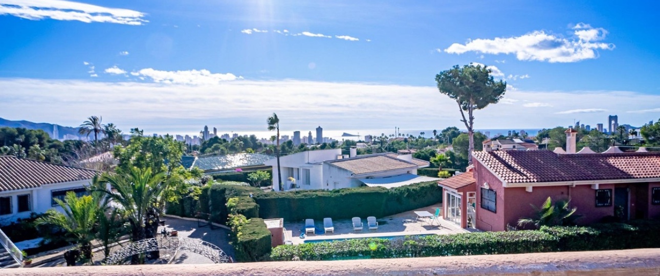 Resale - Villa - Benidorm - Benidorm Centro