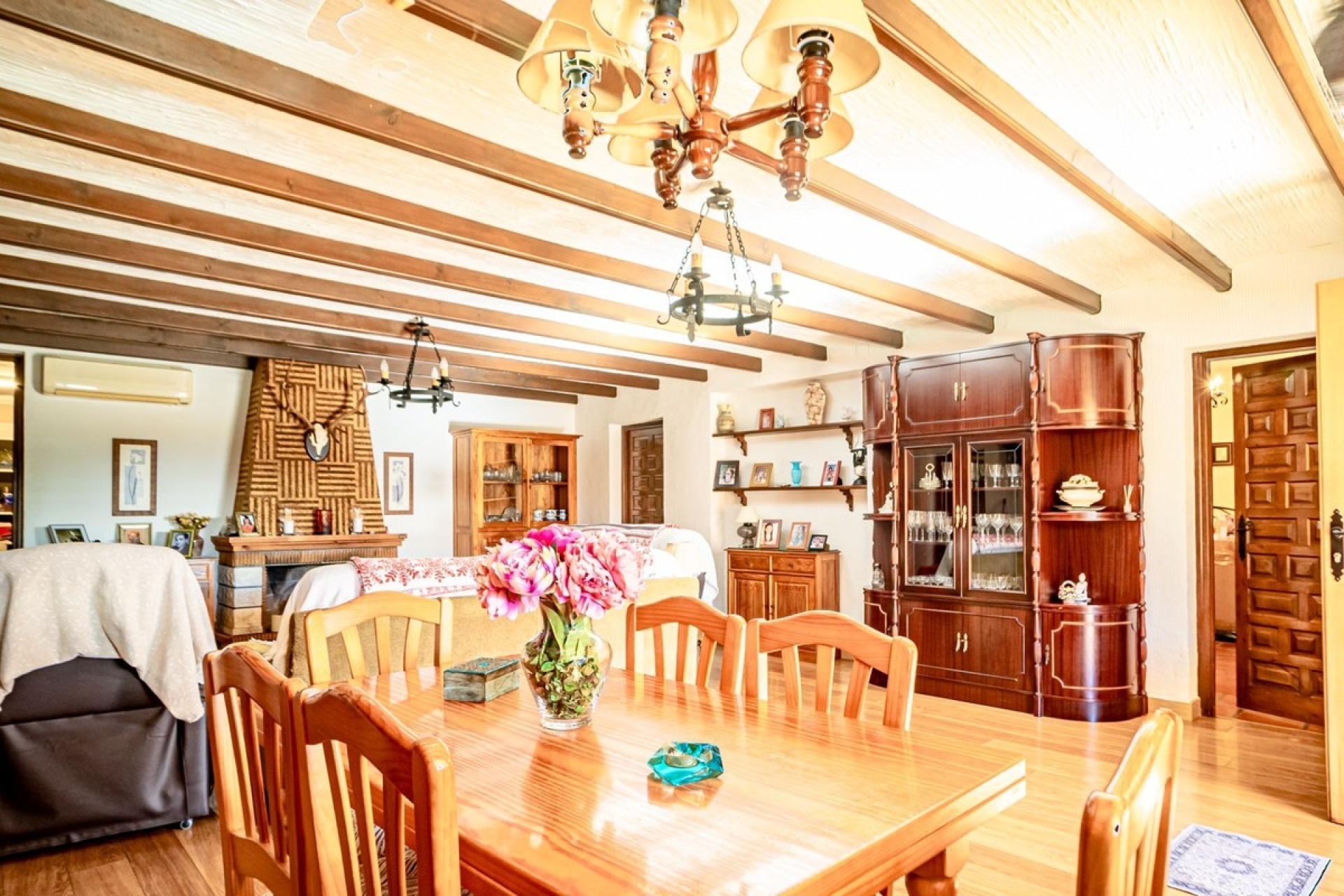 Resale - Villa - Benidorm - Benidorm Centro