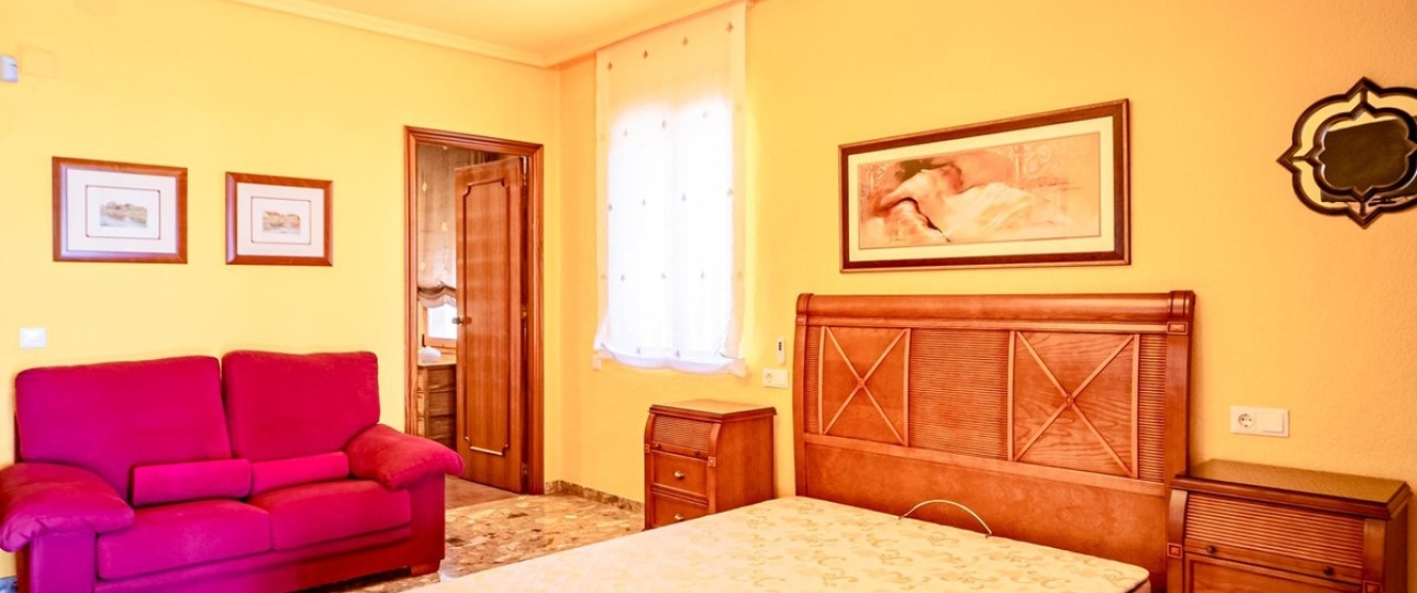 Resale - Villa - Benidorm - Benidorm Centro
