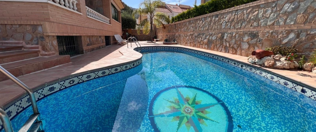 Resale - Villa - Benidorm - Benidorm Centro
