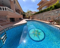 Resale - Villa - Benidorm - Benidorm Centro