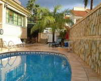 Resale - Villa - Benidorm - Benidorm Centro