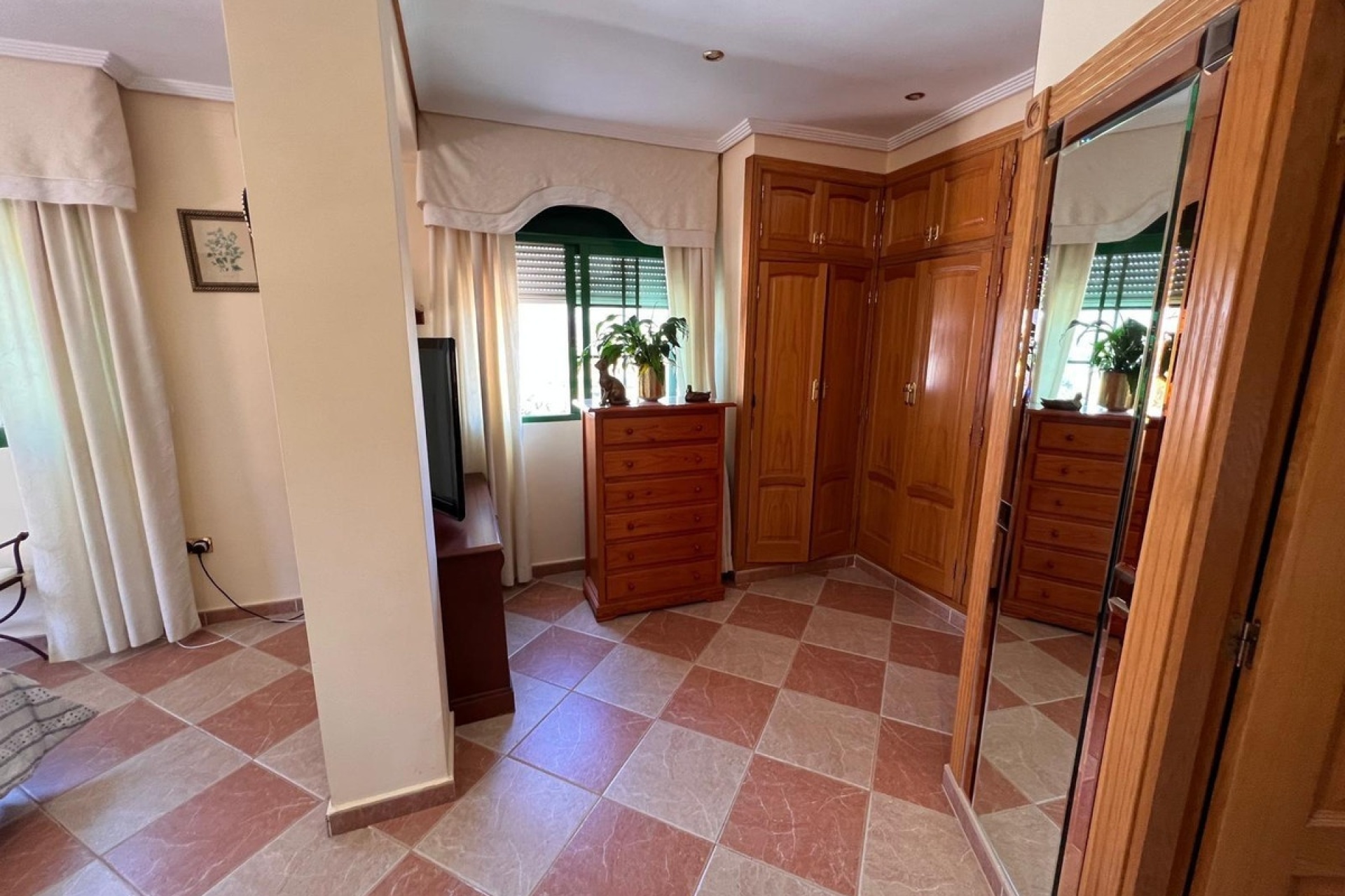 Resale - Villa - Benidorm - Benidorm Centro