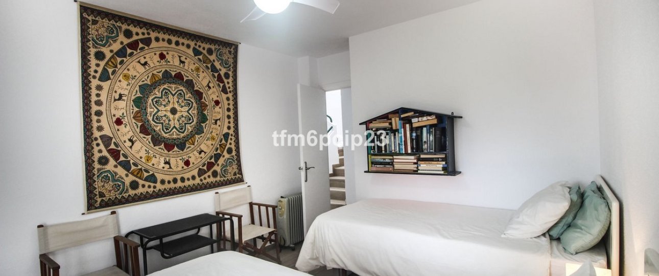 Resale - Villa - Casares - Casares Playa