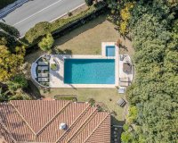 Resale - Villa - El Paraiso