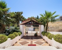 Resale - Villa - El Paraiso