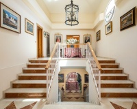 Resale - Villa - El Paraiso