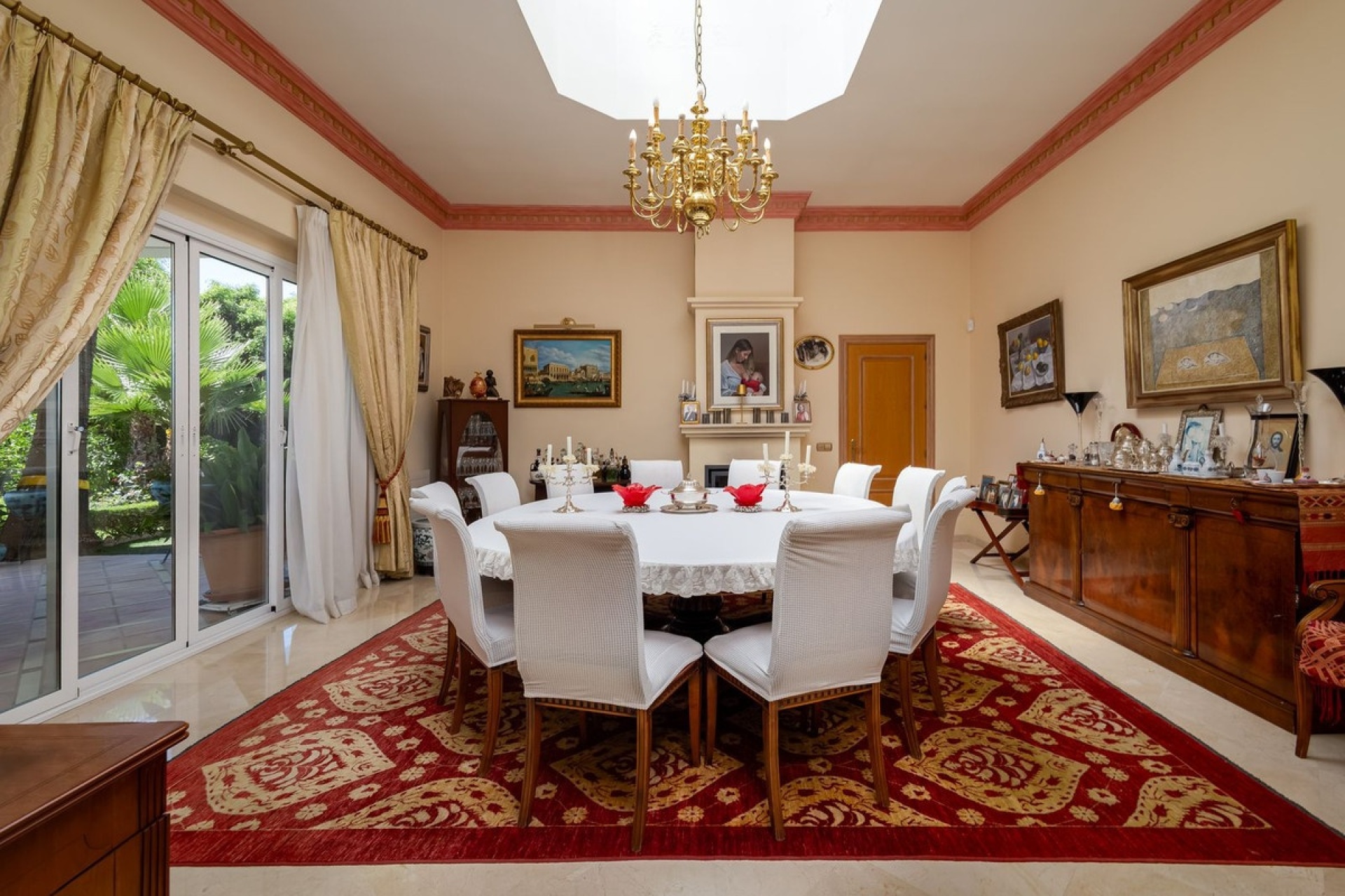 Resale - Villa - El Paraiso