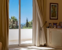 Resale - Villa - El Paraiso