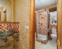Resale - Villa - El Paraiso