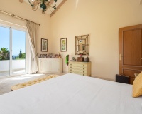 Resale - Villa - El Paraiso